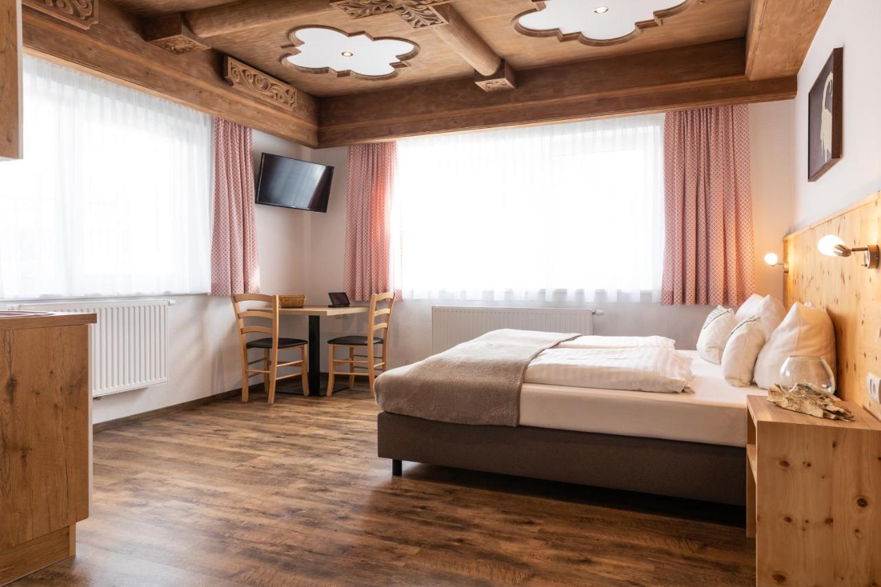 Pitztal Living Aparthotel Jerzens Kültér fotó