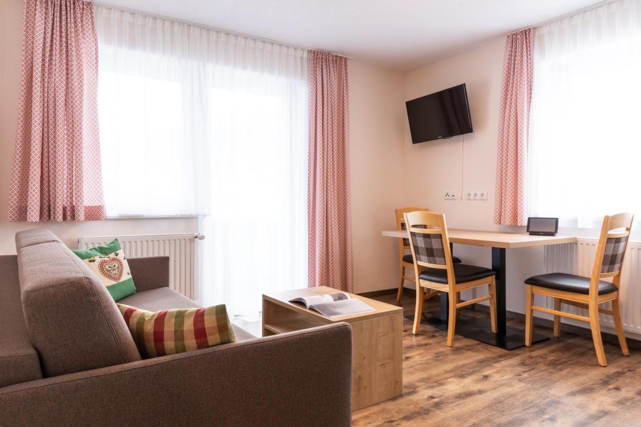 Pitztal Living Aparthotel Jerzens Kültér fotó