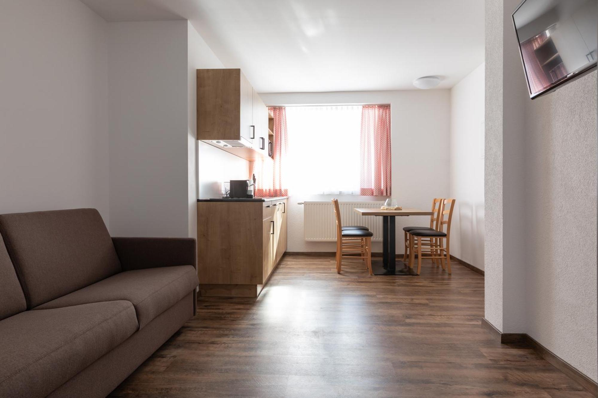 Pitztal Living Aparthotel Jerzens Kültér fotó